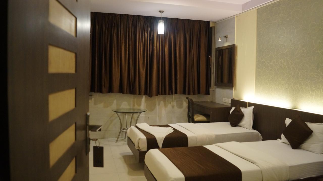 Hotel Panvel Palace Exterior foto